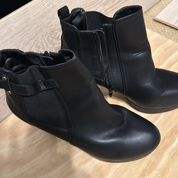 Hot Tomato platform ankle booties 12W black - Picture 3 of 10